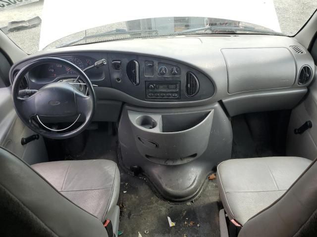 1999 Ford Econoline E250 Van