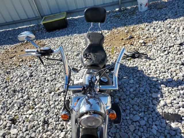 2013 Harley-Davidson FLD Switchback