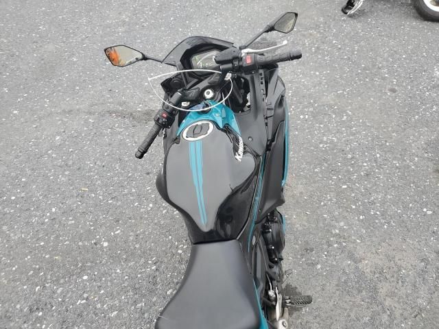 2021 Kawasaki EX650 M