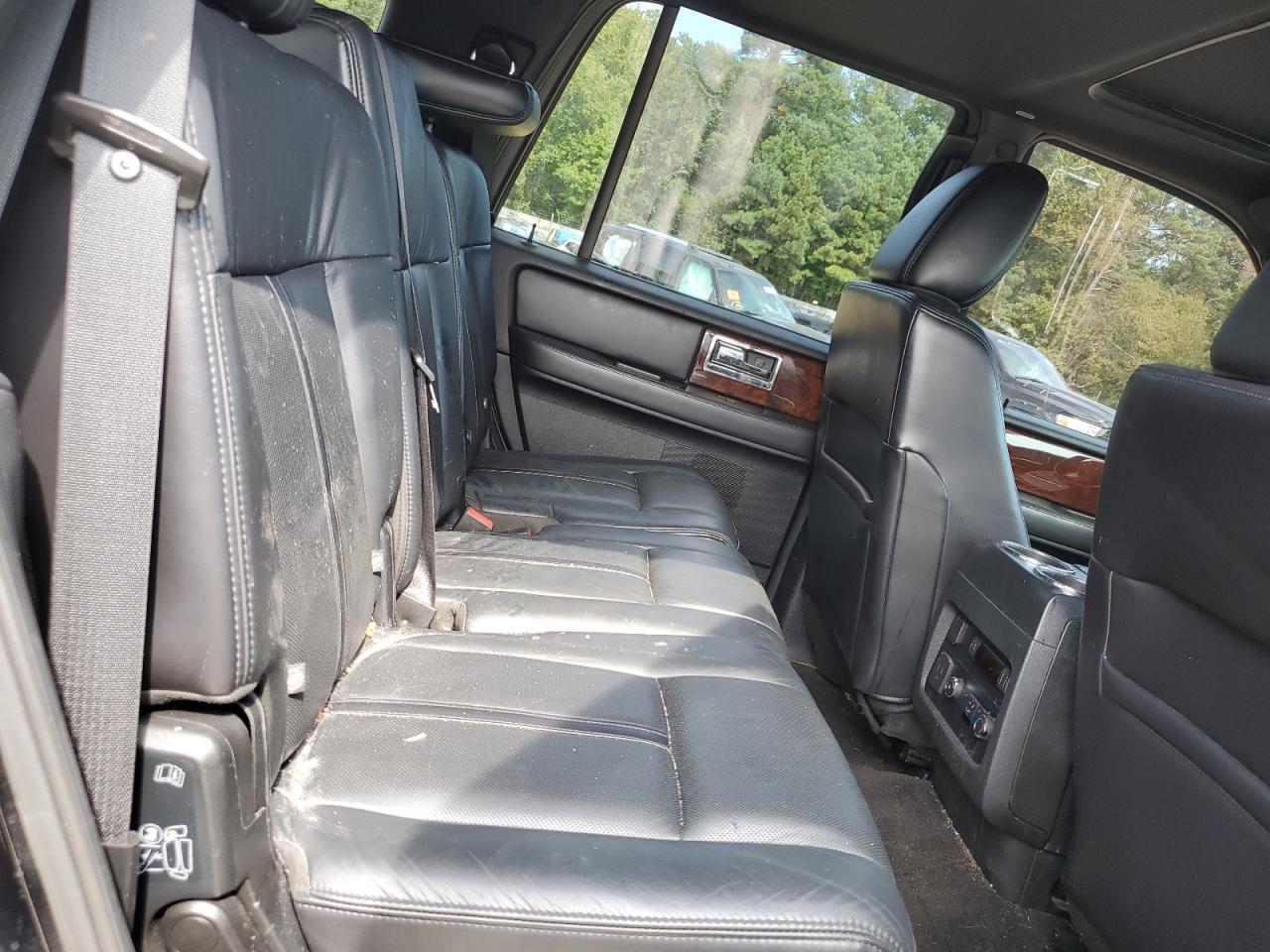 2016 Lincoln Navigator Select