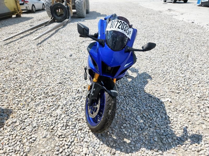 2025 Yamaha YZFR7