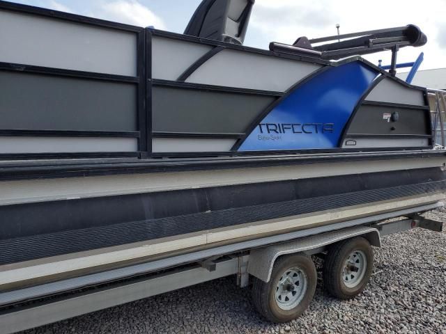 2022 Southbay Boat-Boats Boat