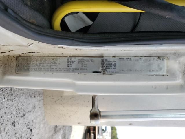 2002 Freightliner Medium Conventional FL70