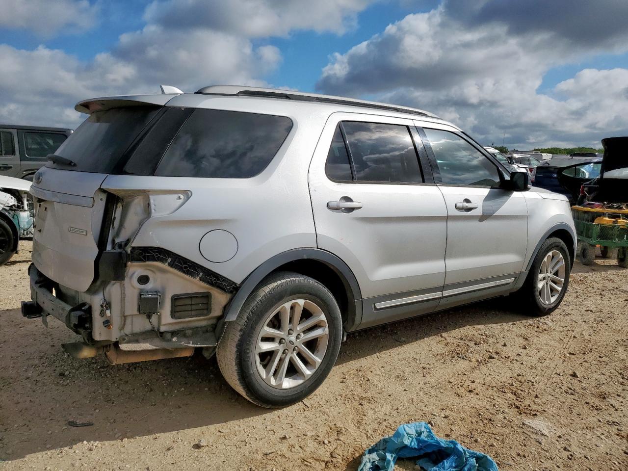2017 Ford Explorer xlt