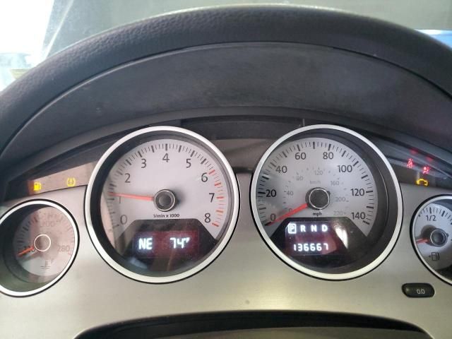 2011 Volkswagen Routan se