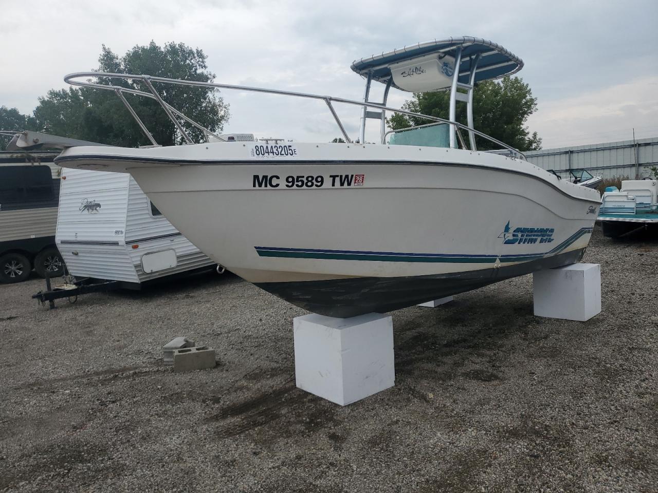 1996 Seaswirl Boat