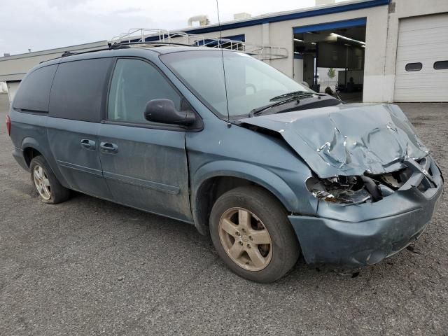 2005 Dodge Grand Caravan SXT