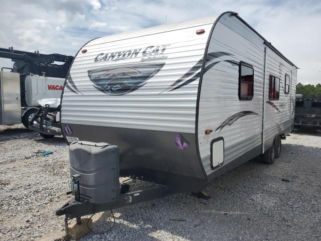 2015 Palomino Canyon Cat 26FBSC