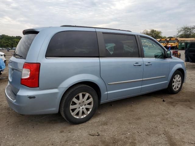 2013 Chrysler Town & Country Touring