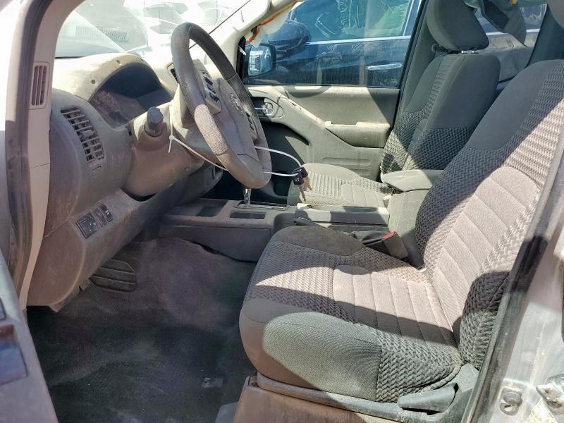 2017 Nissan Frontier sv