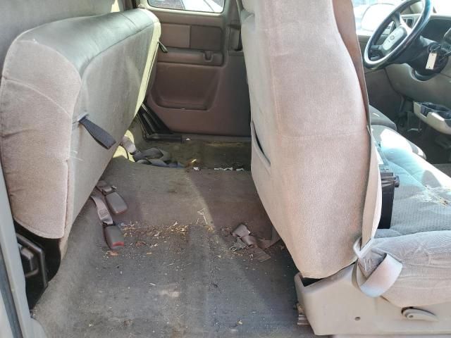 2000 Chevrolet Silverado C1500