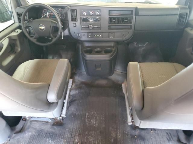 2015 Chevrolet Express G2500
