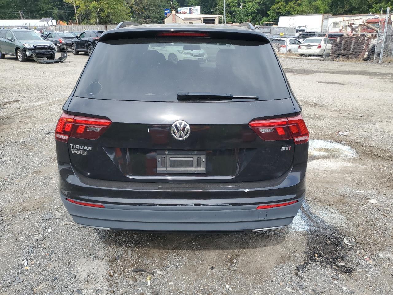 2018 Volkswagen Tiguan s