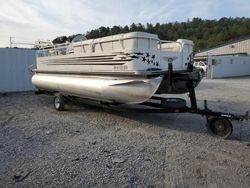 Salvage boats for sale at Lexington, KY auction: 2006 Bent Cruise-Pontoon Boat