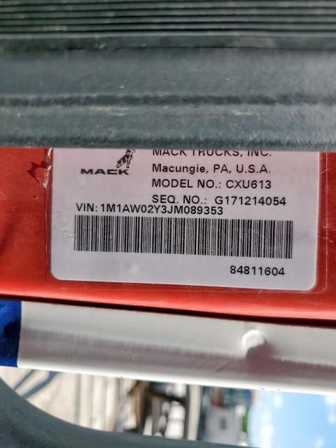 2018 Mack CXU613 Semi Truck