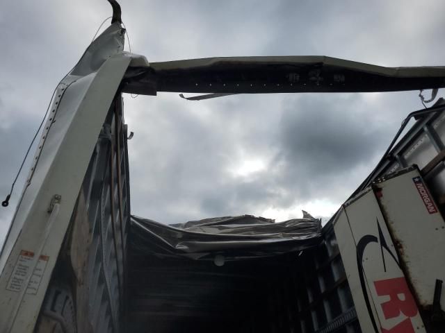2015 Freightliner M2 106 MED