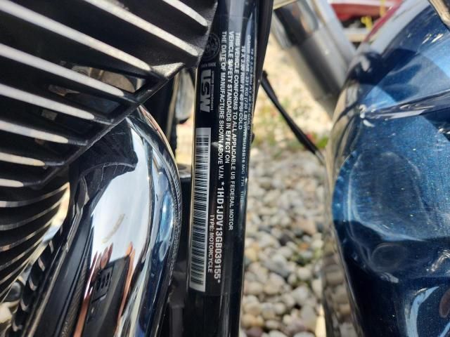 2016 Harley-Davidson Flstn Softail Deluxe
