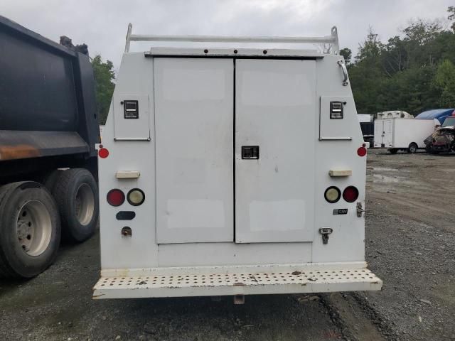 2015 Ford Econoline E350 Super Duty Cutaway Van