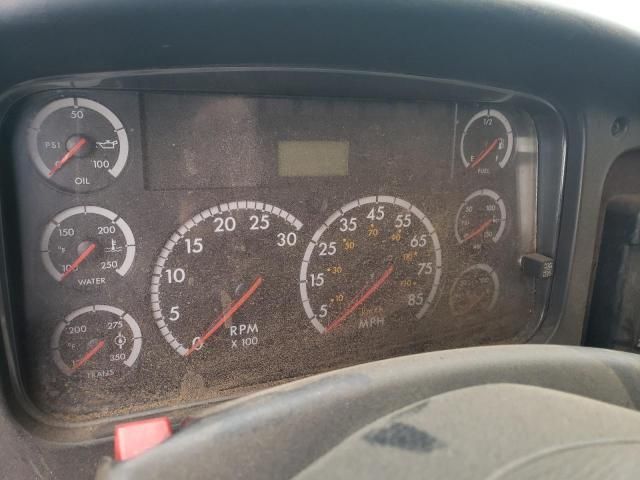 2010 Freightliner M2 106 MED