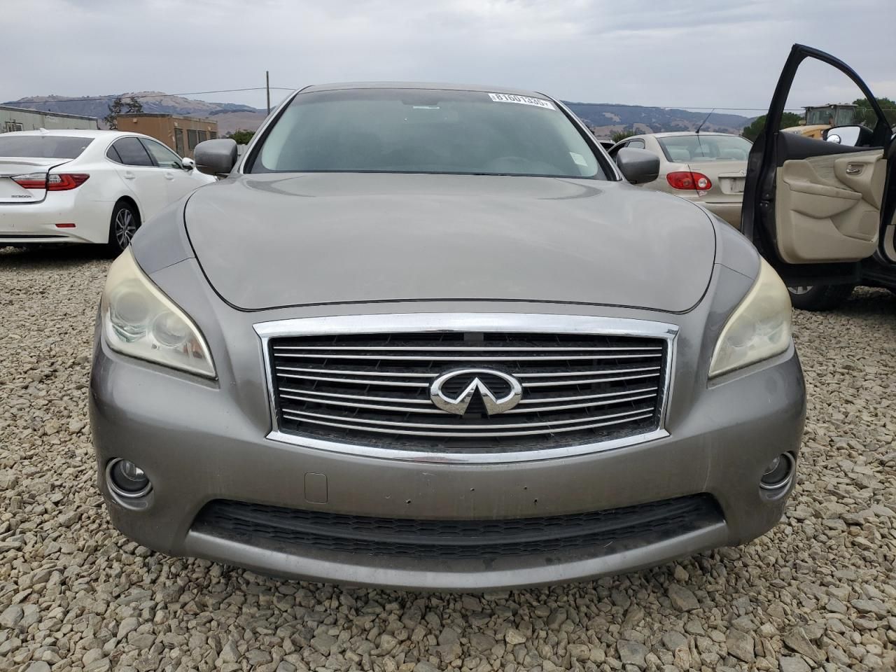 2013 Infiniti M37