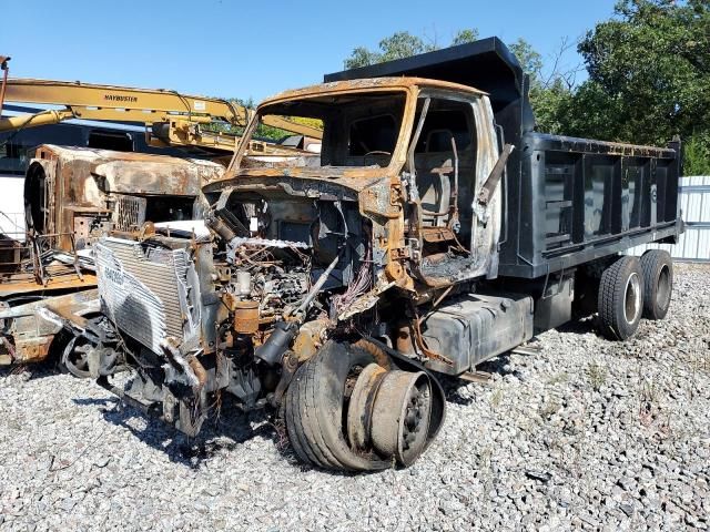 2000 Sterling LT8513 Dump Truck