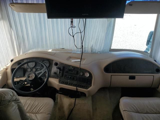 1997 Freightliner Chassis M Line Motor Home