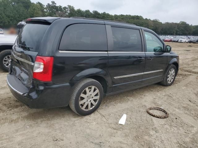 2016 Chrysler Town & Country Touring
