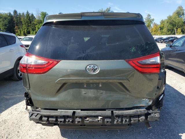 2020 Toyota Sienna xle Premium 8-passenger