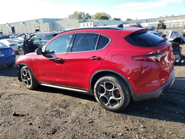 2022 Alfa Romeo Stelvio TI