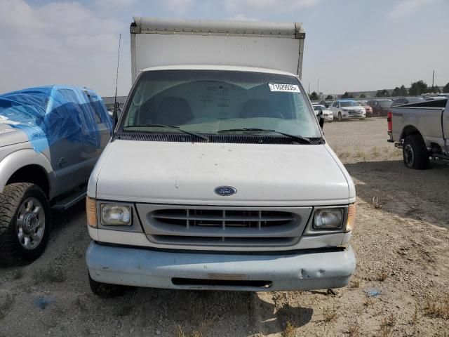 2002 Ford Econoline E350 Super Duty Cutaway Van