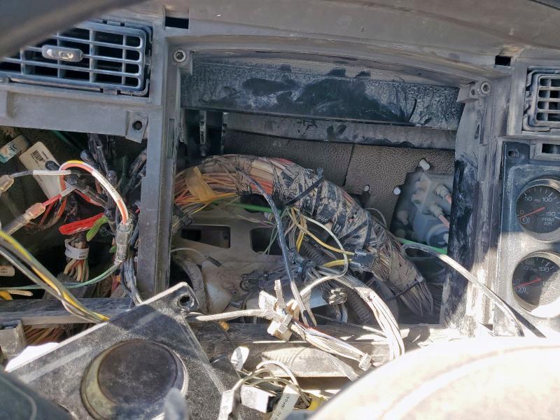 2012 Kenworth T800 Semi Truck