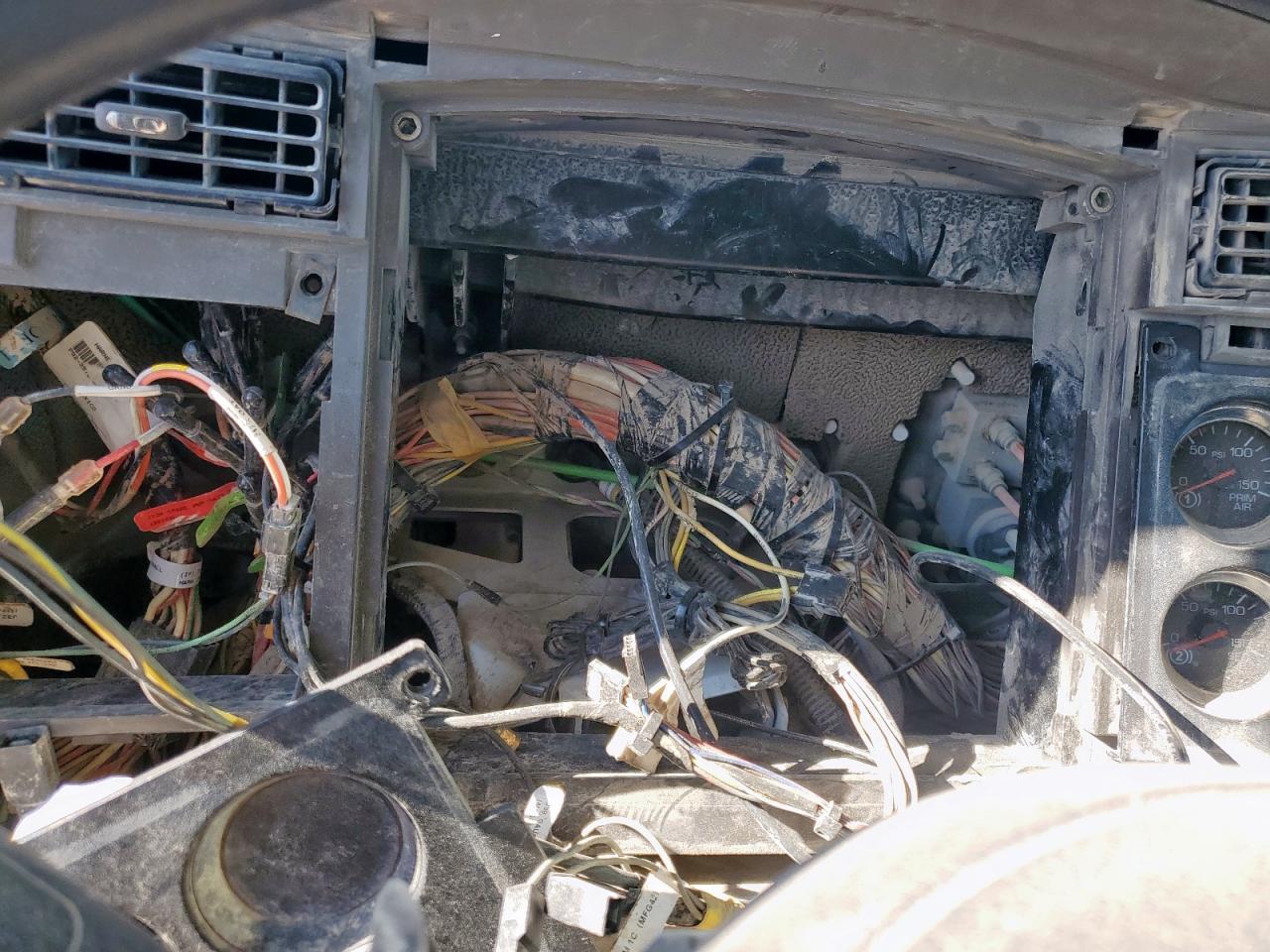 2012 Kenworth T800 Semi Truck