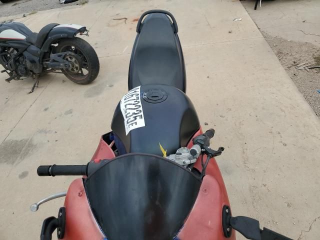2006 Suzuki GSX600 F