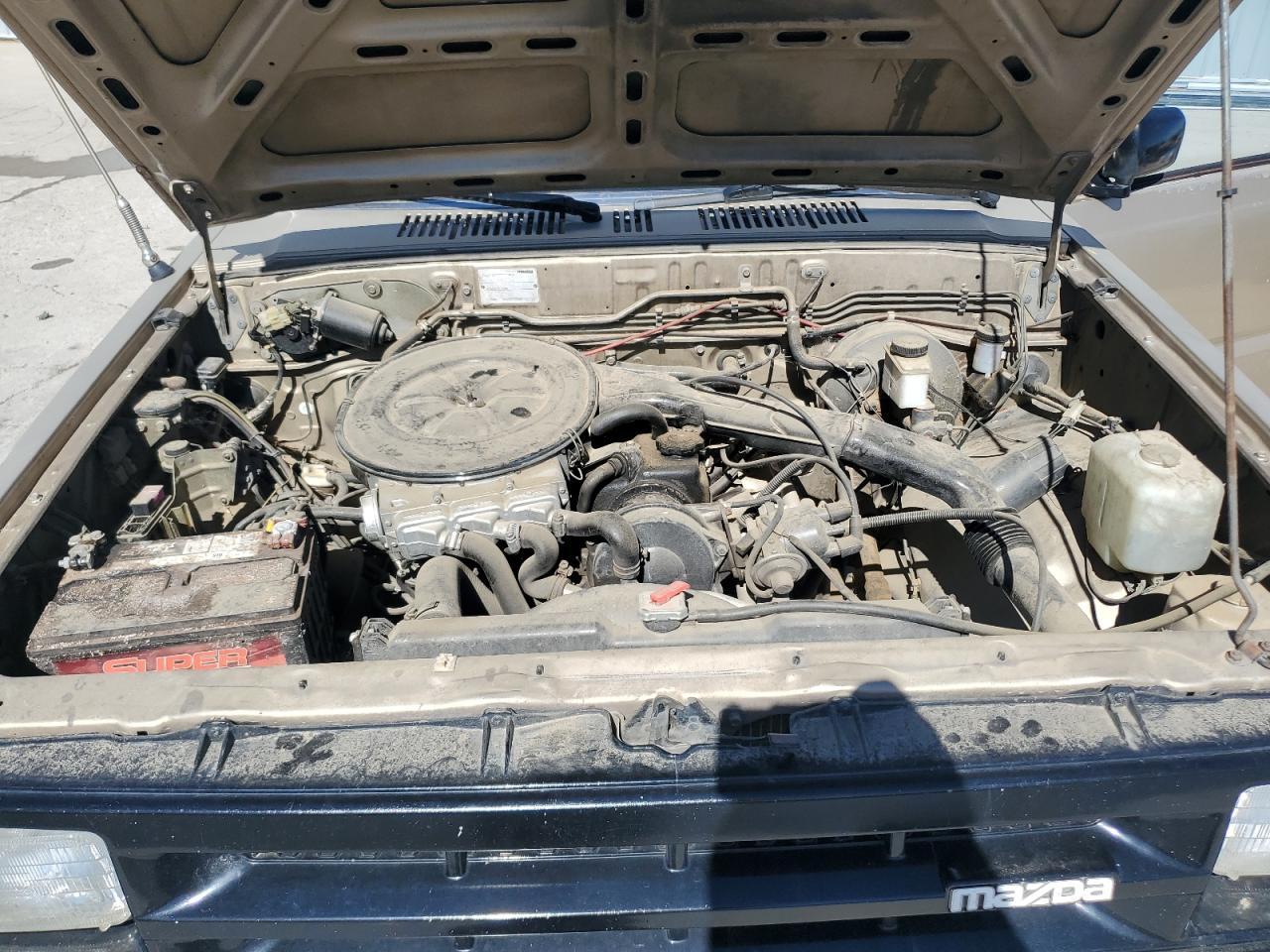 1987 Mazda B2000 Long bed