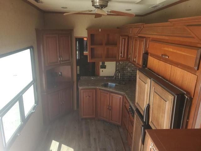 2012 Redwood 38RL