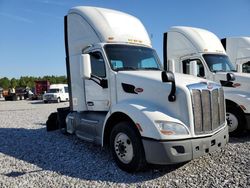 Salvage trucks for sale at Memphis, TN auction: 2018 Peterbilt Tractor 2018 Peterbilt 579 Semi Truck