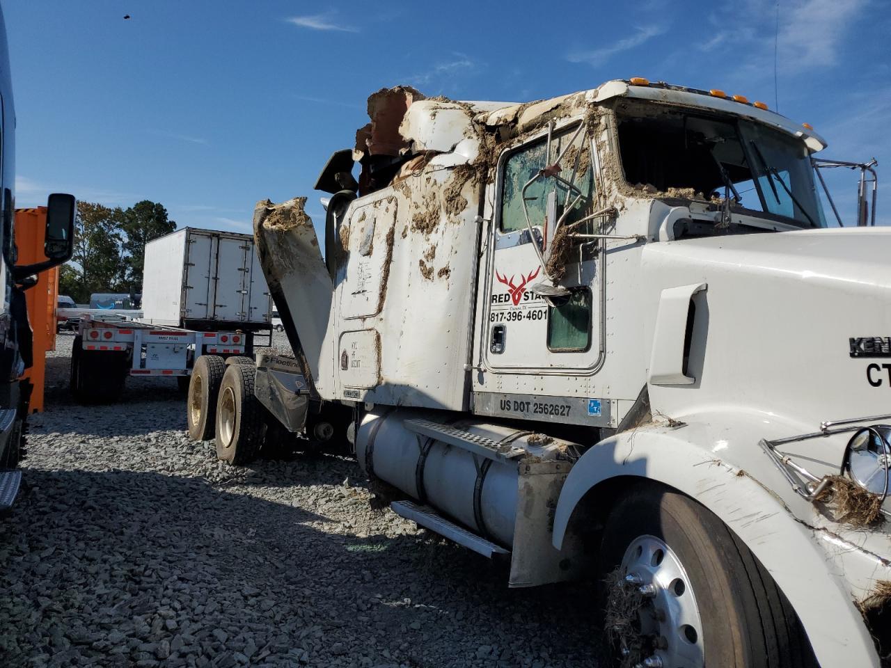 2004 Kenworth T800 Semi Truck