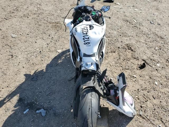 2017 Kawasaki ZX1000 R