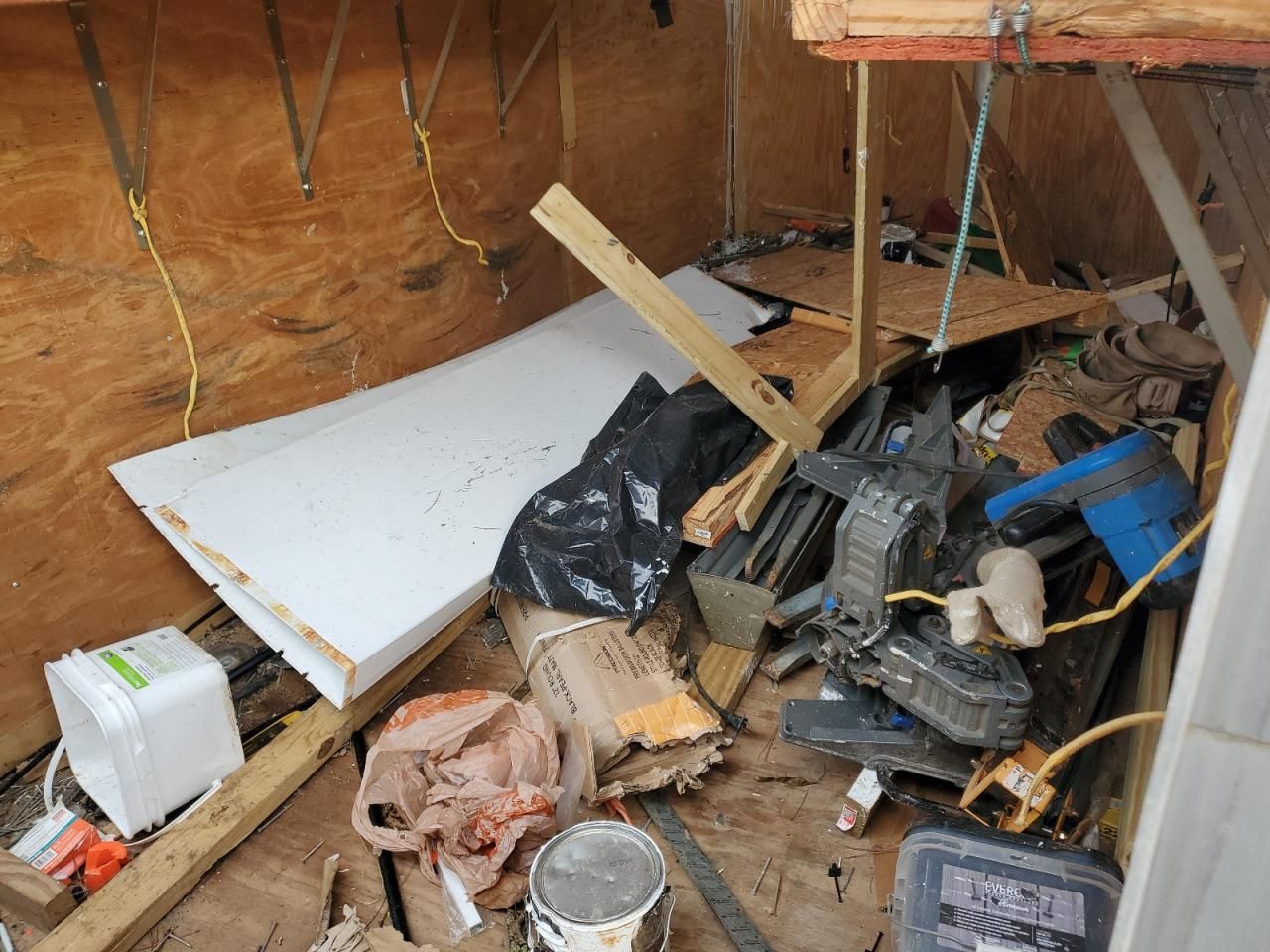 2021 Homesteader Unknown