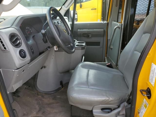 2014 Ford Econoline E250 Van