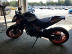 2023 KTM 890 Duke R-ATV