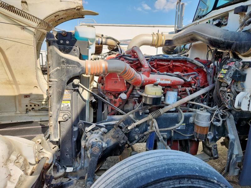 2012 Peterbilt Tractor 2012 Peterbilt 367 Semi Truck