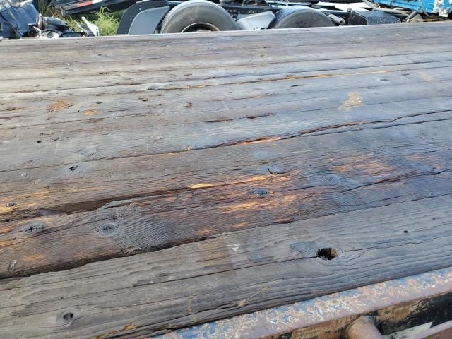 2015 Diamond T 10225SWF Equipment Trailer