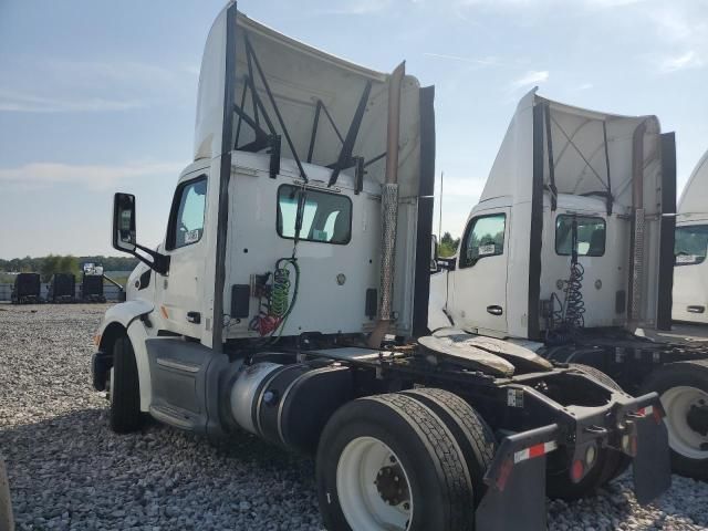 2015 Peterbilt Tractor 2015 Peterbilt 579 Semi Truck