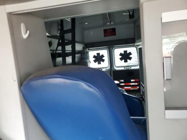 2013 Ford Econoline E350 Super Duty Van
