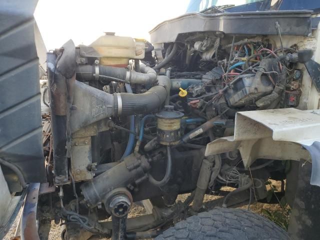 2006 International 7400 Digger Derrick Truck