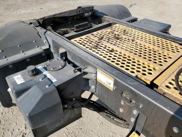 2019 Kalmar T2 4X2 Yard Truck