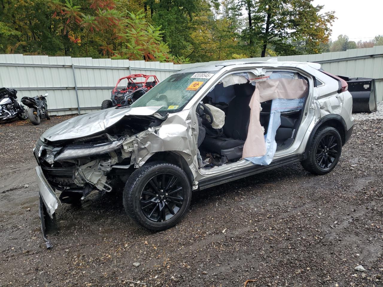 2023 Mitsubishi Eclipse Cross le