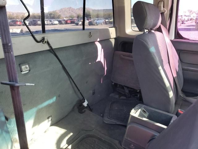 2003 Nissan Frontier King Cab XE