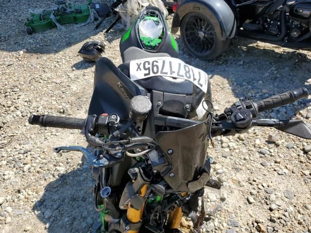 2022 Kawasaki ZR900 M